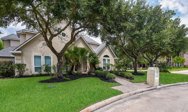Building Photo - 15831 Conners Ace Dr