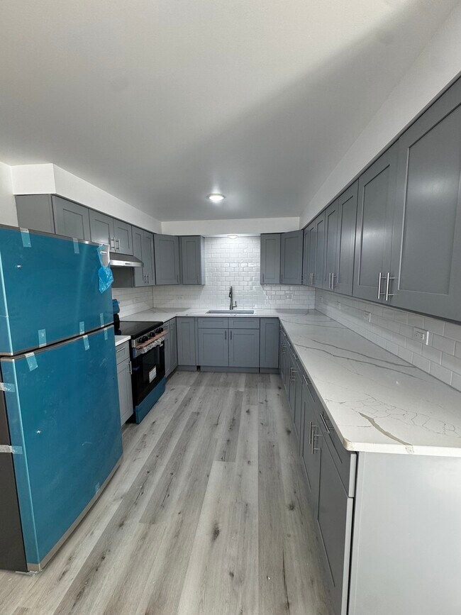 Foto del edificio - 4656 W 87th St