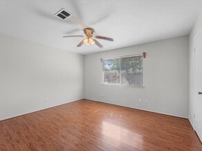 Building Photo - 7234 Lost Fable Ln