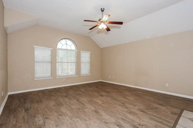 Building Photo - 1308 Sheffield Dr