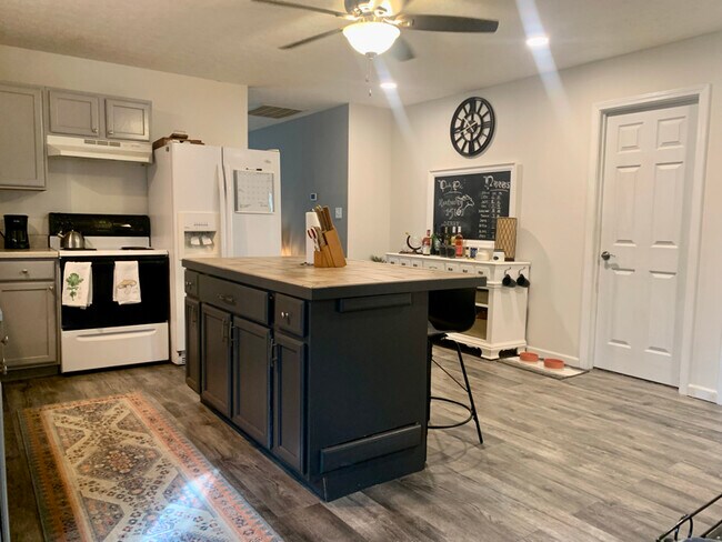 Foto del edificio - 840 Hope St