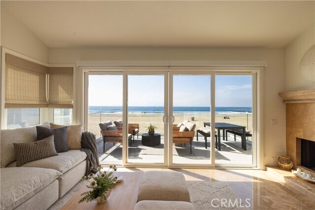 Foto del edificio - 3012 W Oceanfront