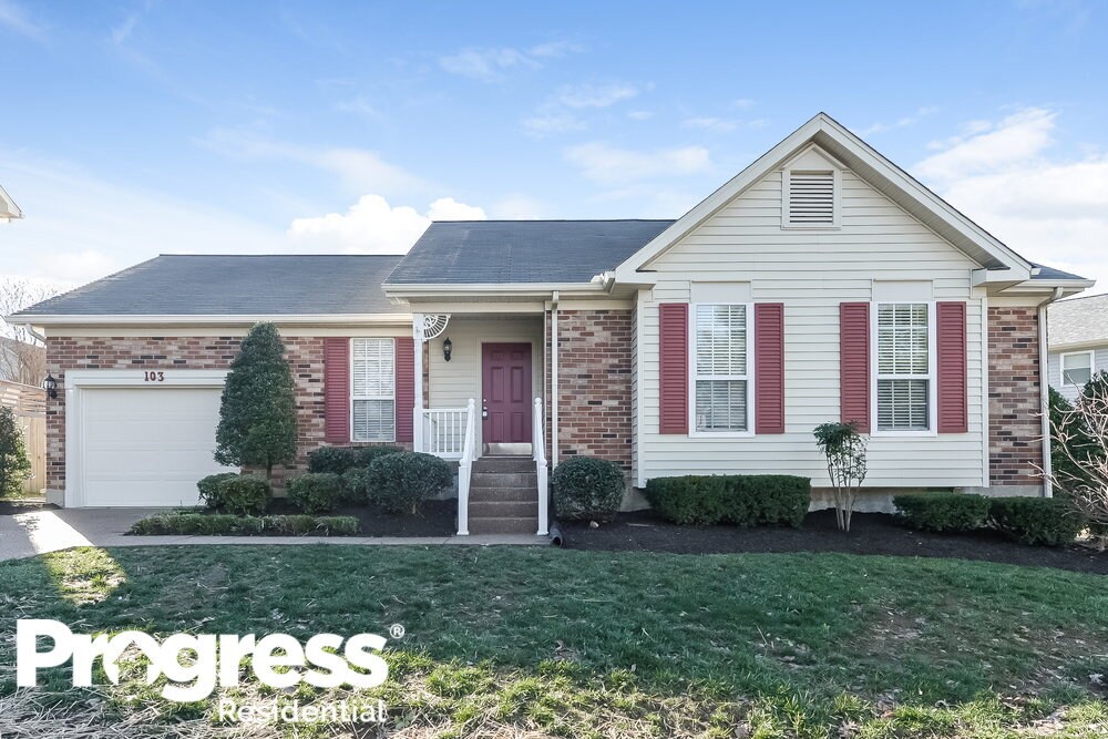 Primary Photo - 103 Southampton Ct