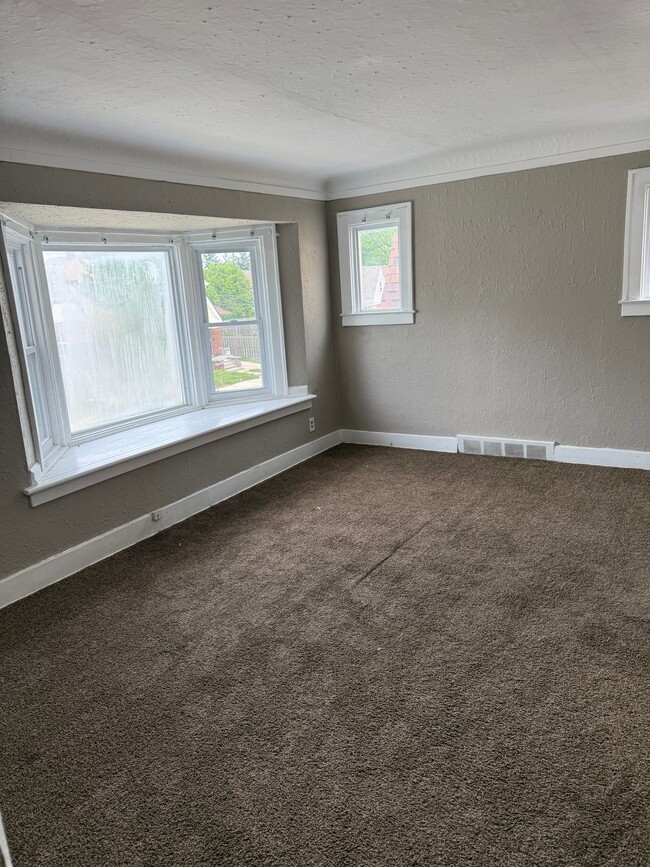 Building Photo - 16728 Woodingham Dr