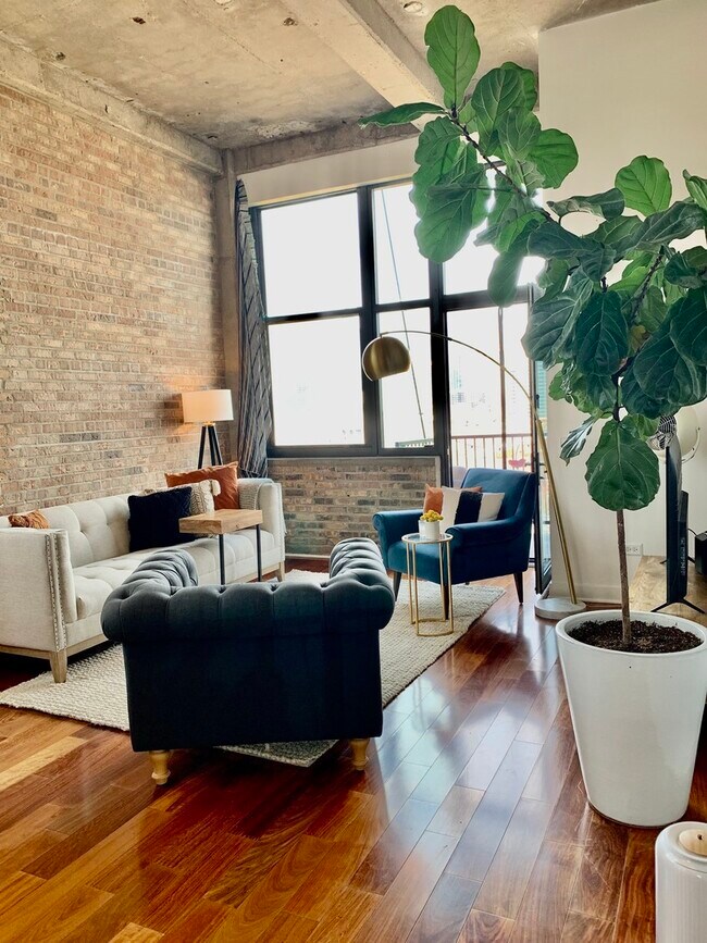 Foto del edificio - 320 E 21st St