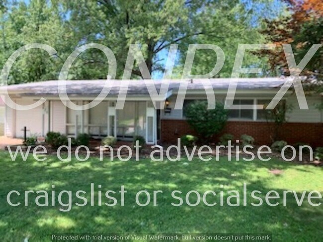 Building Photo - Gorgeous 3 Bed, 2 Bath Ranch