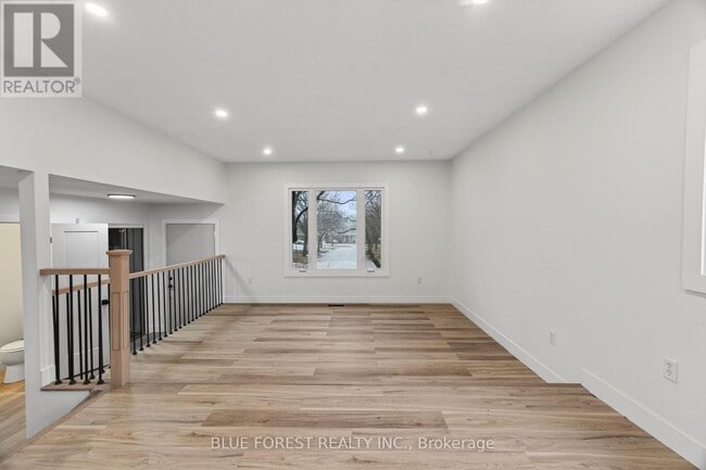 Building Photo - 1858 Aldersbrook Rd