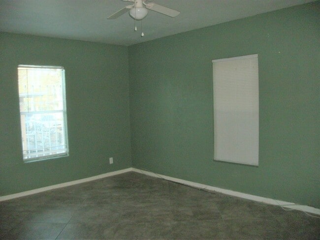 Photo - Pet friendly 2 bedroom cottage in Daytona Beach House