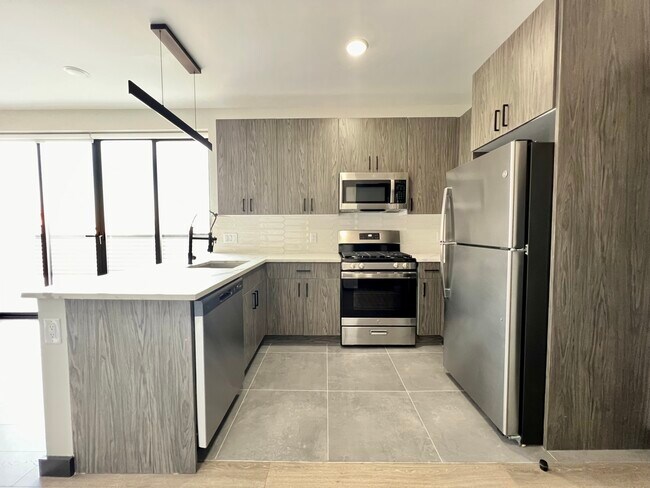 Foto del edificio - 100 Sackett St