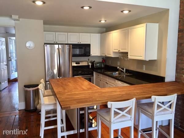 Foto del edificio - 1 br, 1 bath  - 412 Massachusetts Ave # 3