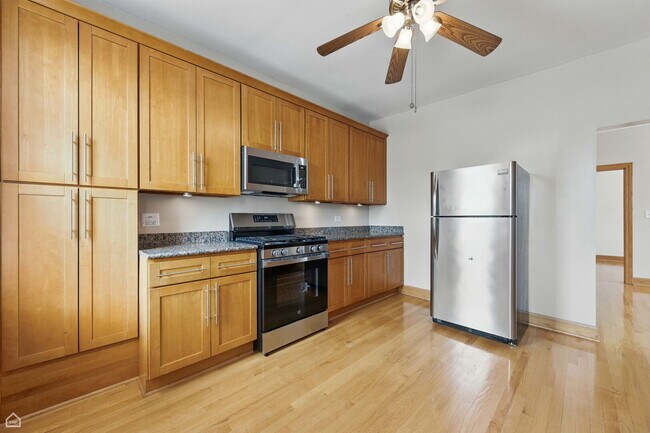 Foto del edificio - 1819 W 17th St