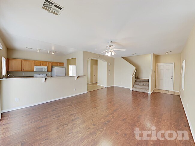 Foto del edificio - 1590 Johnny Loftus Ct