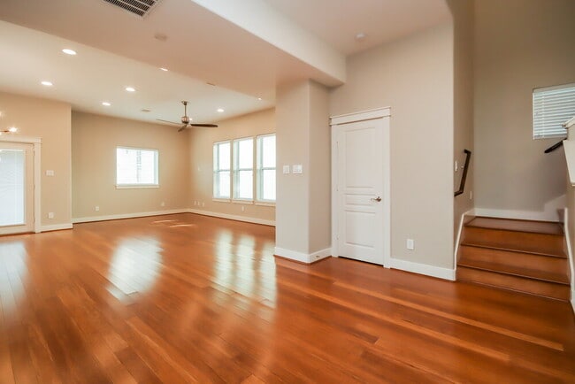 Building Photo - 5743 Kansas St