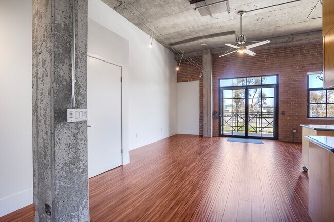 Foto del edificio - 3940 7th Ave