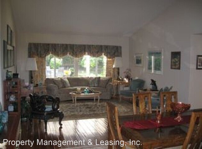Foto del edificio - 3 br, 3.5 bath House - 5115 Berryessa St