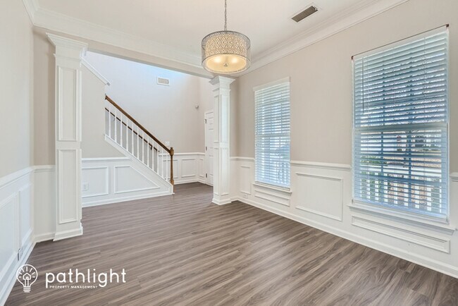 Building Photo - 12733 Oakton Hunt Dr, Charlotte, NC, 28262