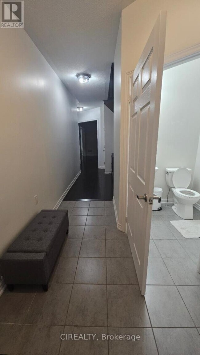 Photo du bâtiment - 268 Bonnieglen Farm Blvd