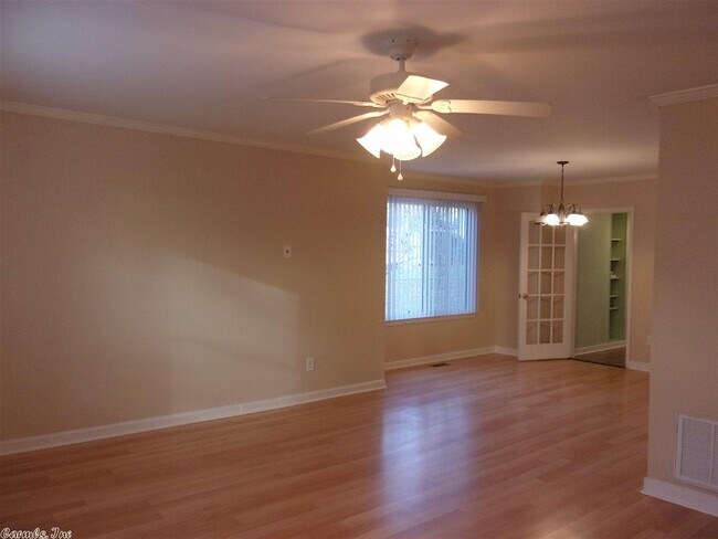 Building Photo - 3112 N Olive St