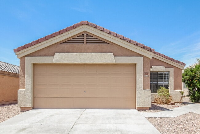 Building Photo - 1044 S 239th Ln