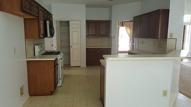 Building Photo - 1335 Park Wind Dr