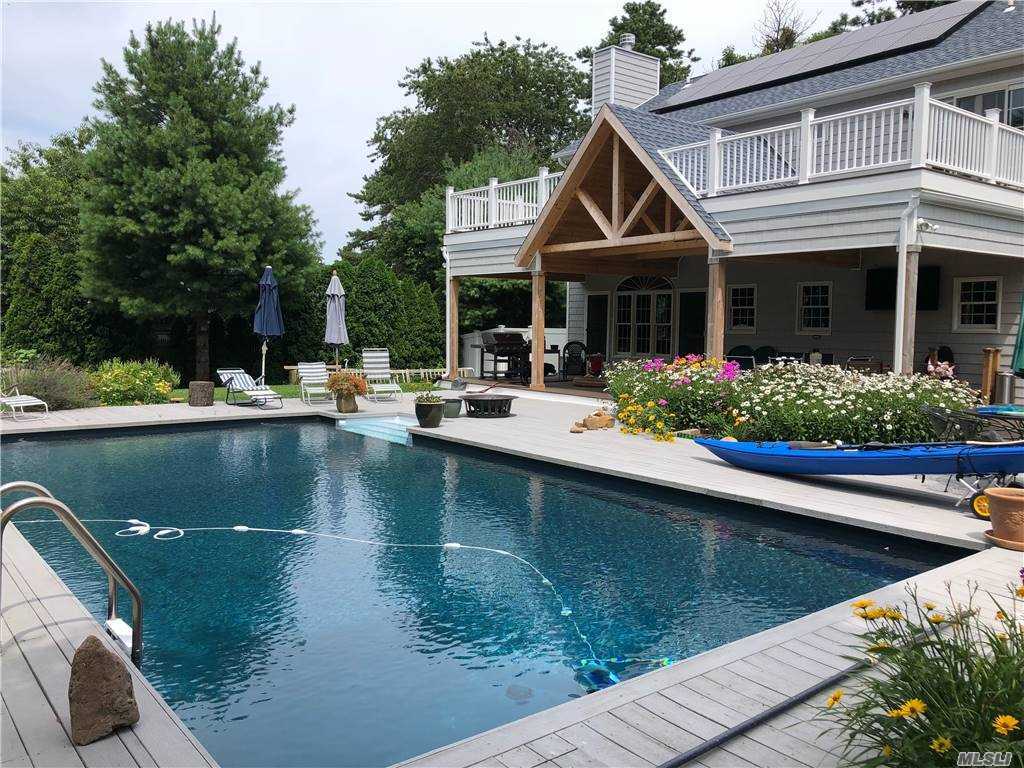 Primary Photo - 19 Boathouse Rd