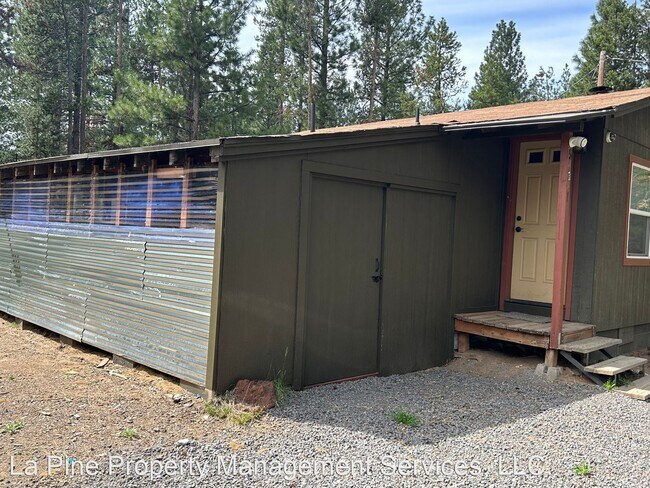 Building Photo - 1 br, 1 bath House - 56381 Stellar Dr.
