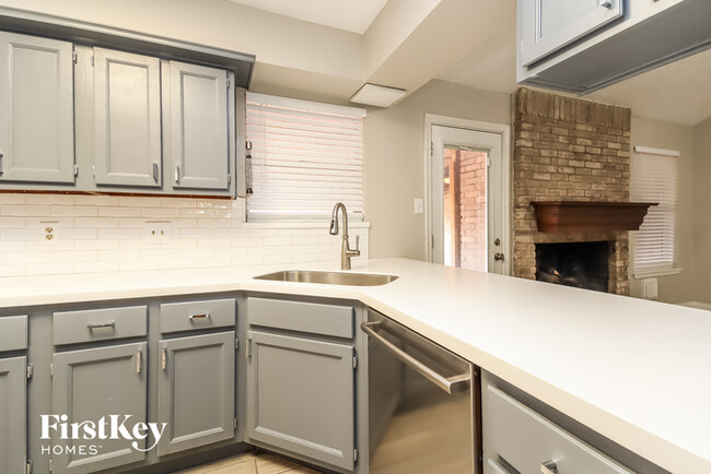 Building Photo - 10134 Sagemark Dr