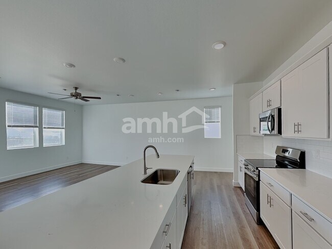 Foto del edificio - 13842 E 100th Dr