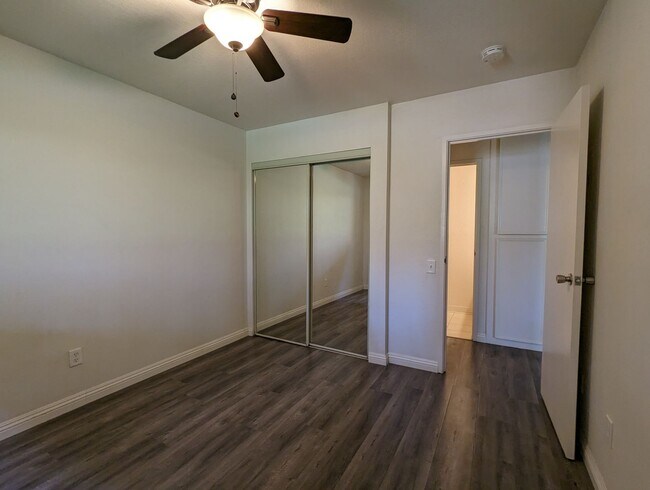 Foto del edificio - Beautiful Palm Springs Villas II Condo