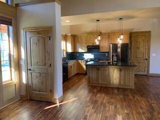 Foto del edificio - 37115-37113 13th Ave E