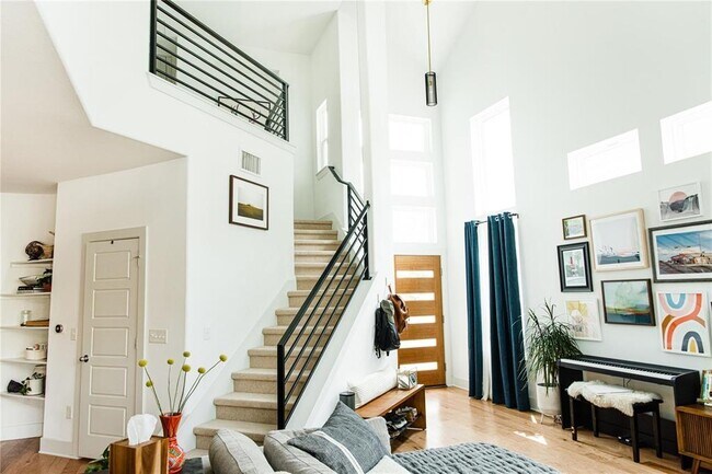 Foto del edificio - 1510 Homespun Rd