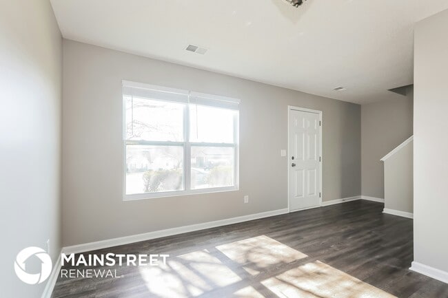 Foto del edificio - 5892 Mahogany Pl SW