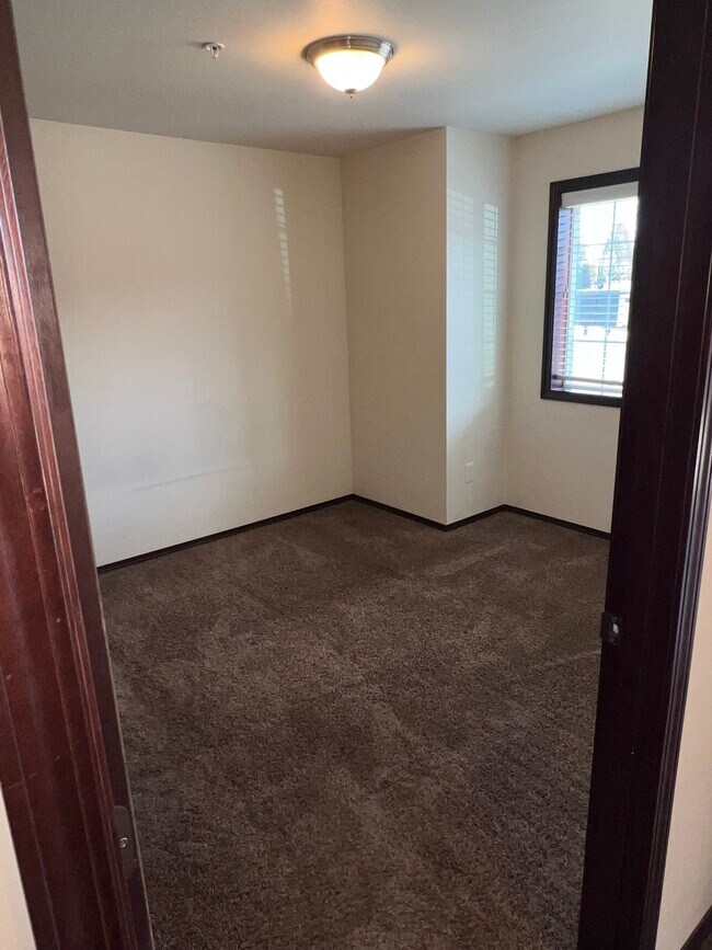 Building Photo - 2041 Andress Ln