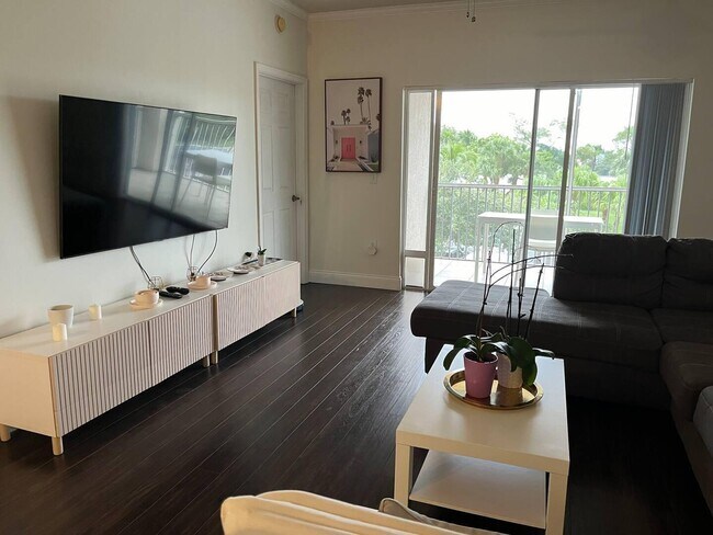 Foto del edificio - 11685 W Atlantic Blvd