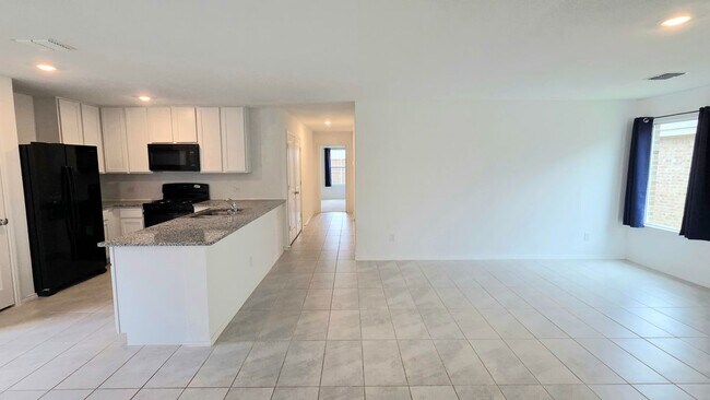 Foto del edificio - 1580 Forge Pond Ln