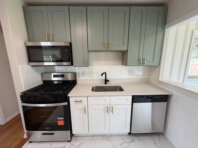 Foto del edificio - 8305 Morgan Ford Rd