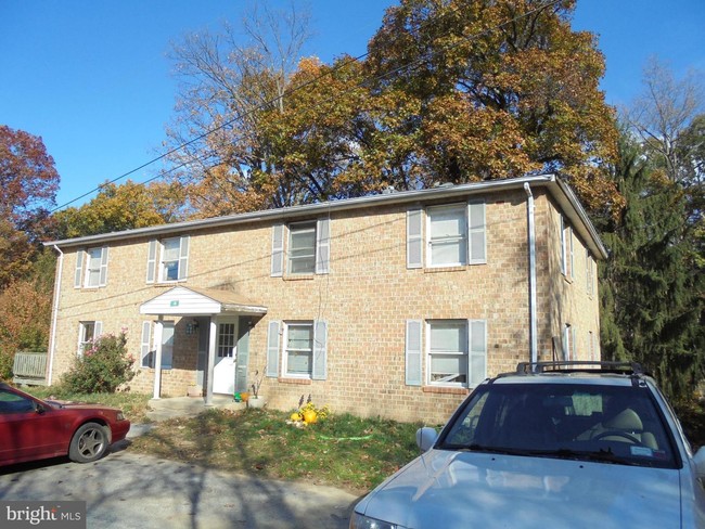 Foto del edificio - 51 Ed Turner Ln