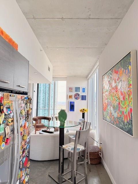 Building Photo - 151 SE 1st St