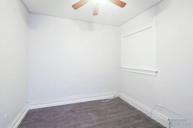 Building Photo - 2 bedroom in Brooklyn NY 11210