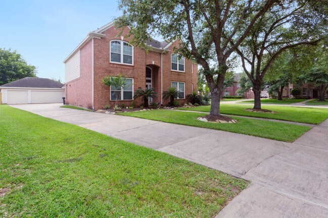 Foto del edificio - 5002 Hearth Hollow Ln