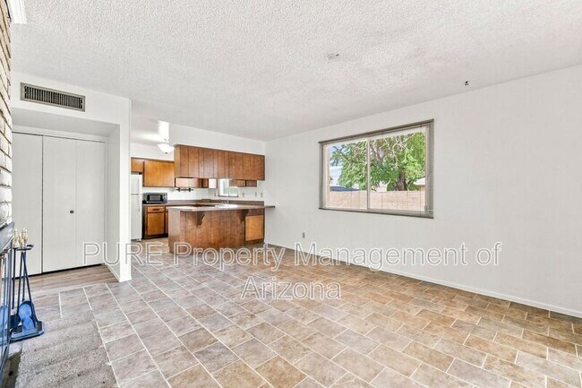 Foto del edificio - 2604 W Ellis Dr