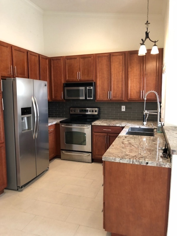 Building Photo - Two Bedroom Condo in Saddleback - A Gated ...
