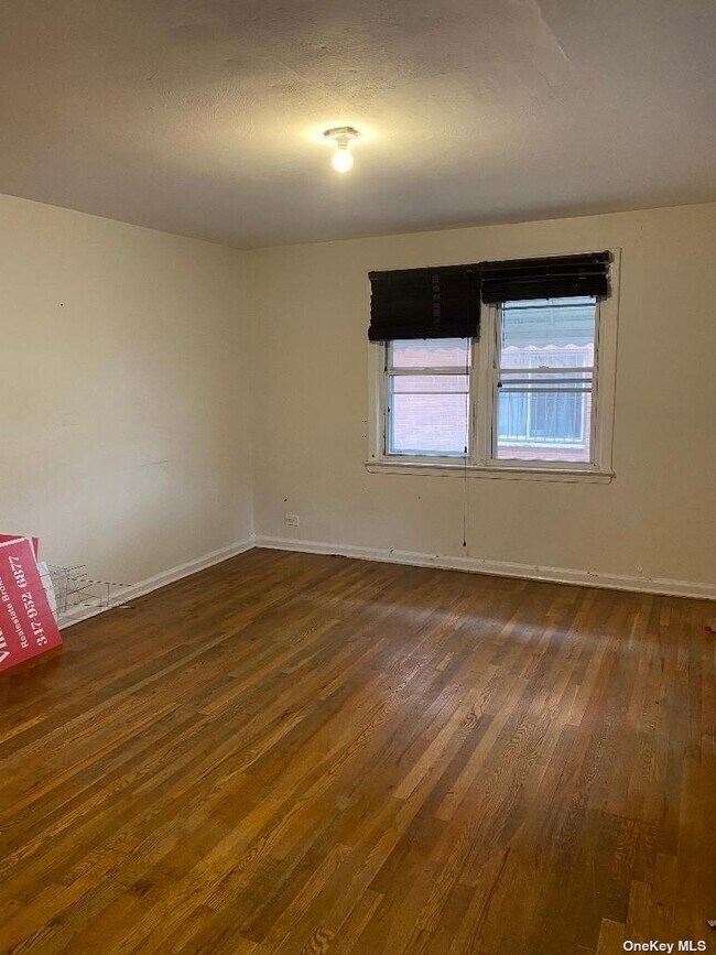 Building Photo - 23-39-39 96th St