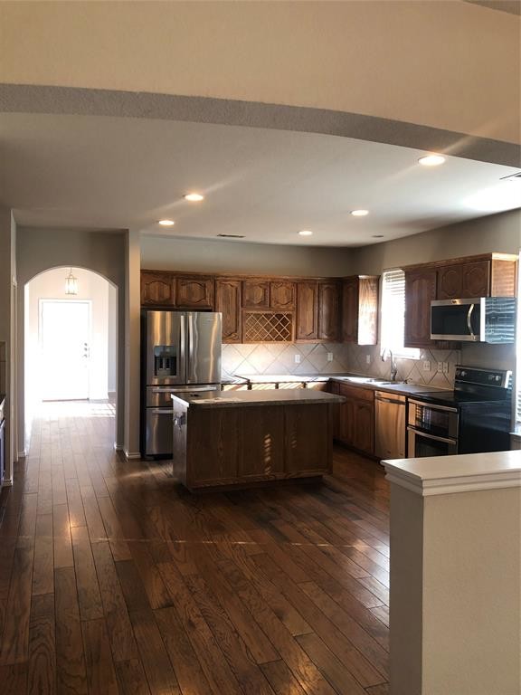 Foto del edificio - 510 Mesa Ridge Ct