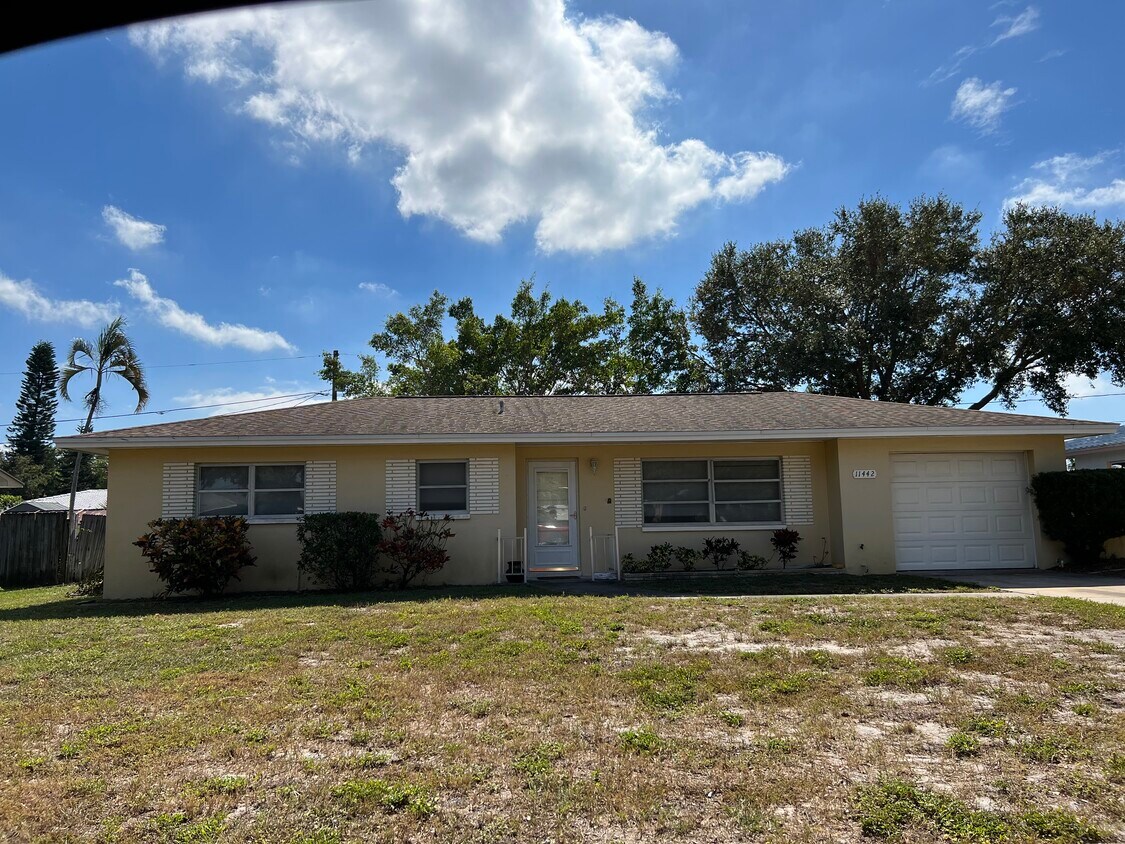 11442 63rd Ave N, Seminole, FL 33772 House Rental in Seminole, FL