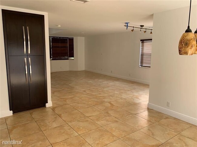 Foto del edificio - 3 br, 2.5 bath House - 10884 NW 12th Dr # ...