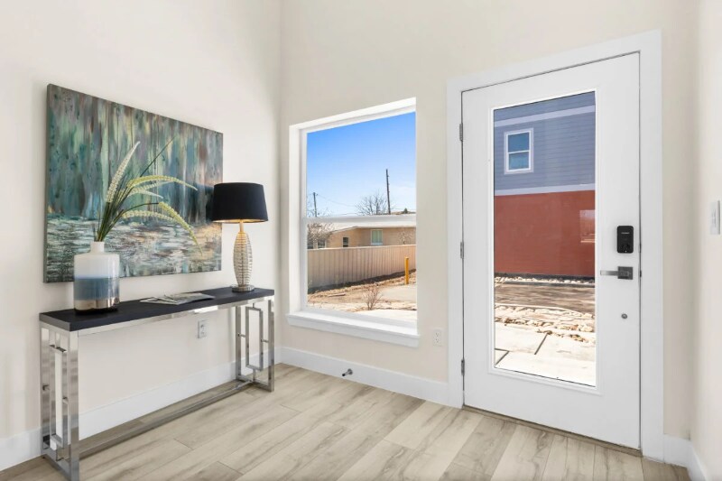 Primary Photo - 3570 W 66th Ave
