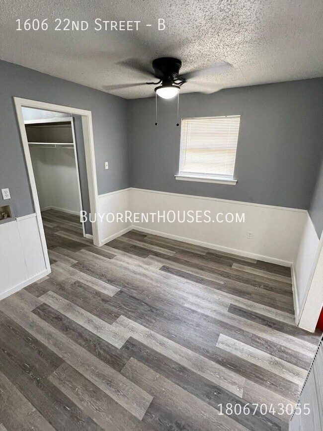 Foto del edificio - $99 Move-In Special (+ admin fee) + $0 Dep...