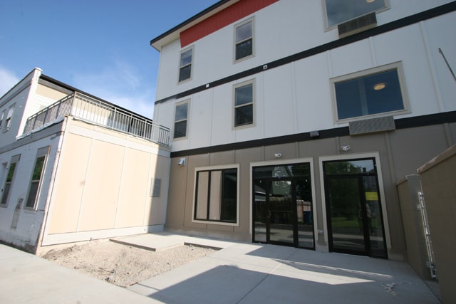 Building Photo - W Spruce Street