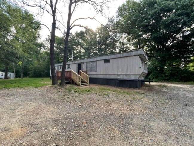 Foto del edificio - Adorable 2 bedroom 2 bath Mobile Home loca...